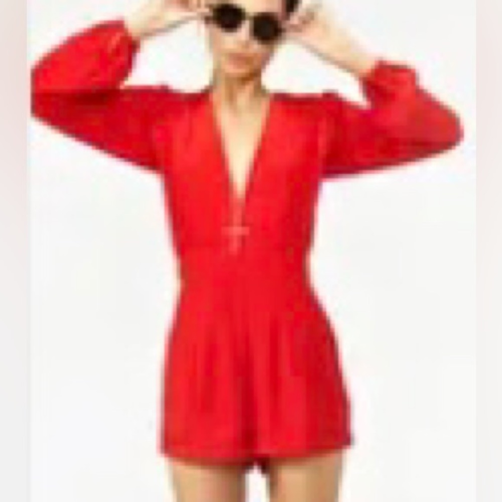Red Short  long sleeve jumper